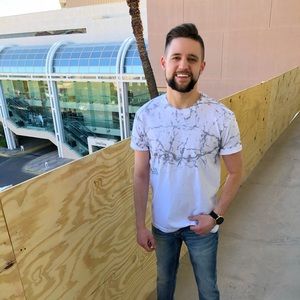 Meet your Posher, Stephen